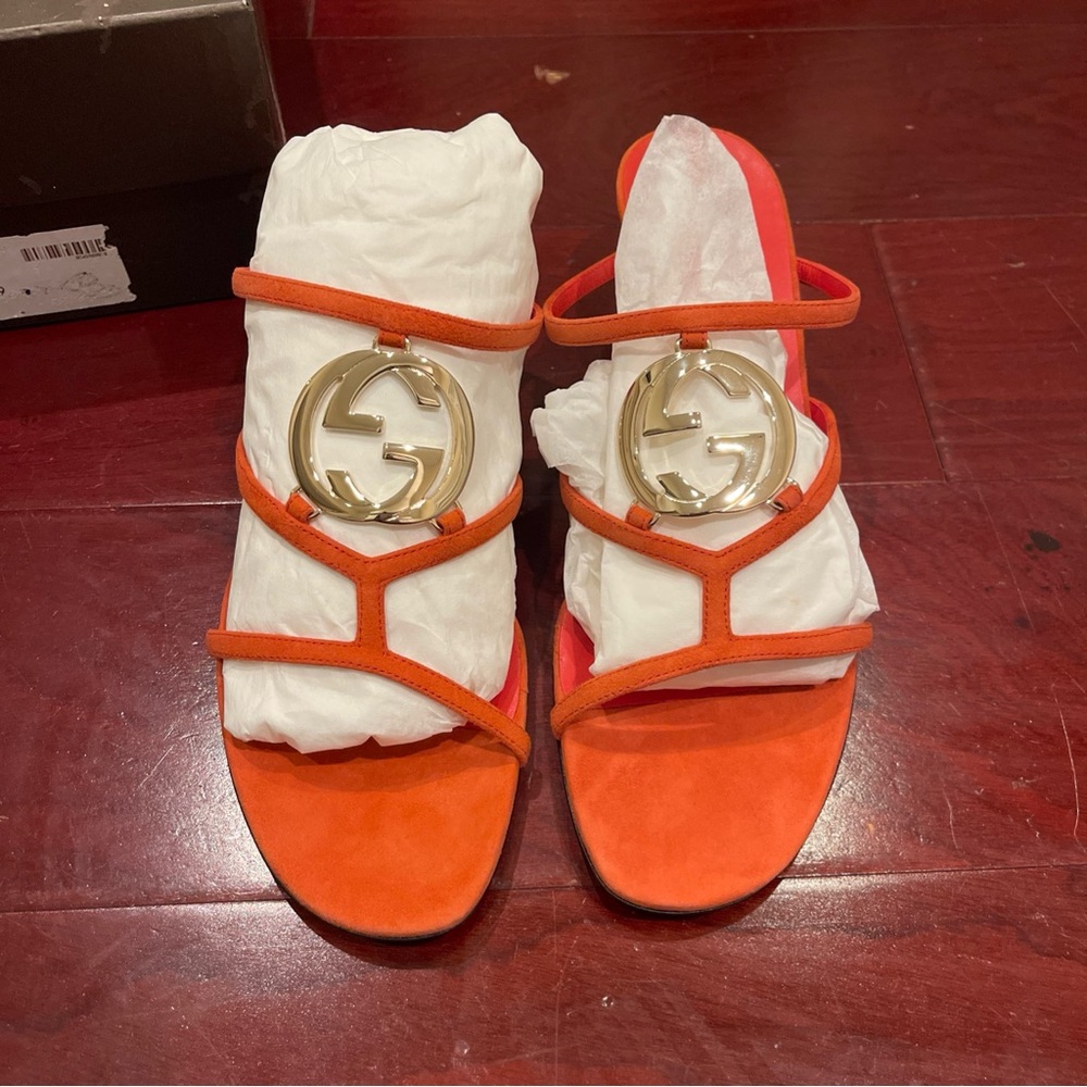 Gucci Orange Multi-Strap Logo Medallion Slide Sandal Kitten Heels - Picture 3 of 6